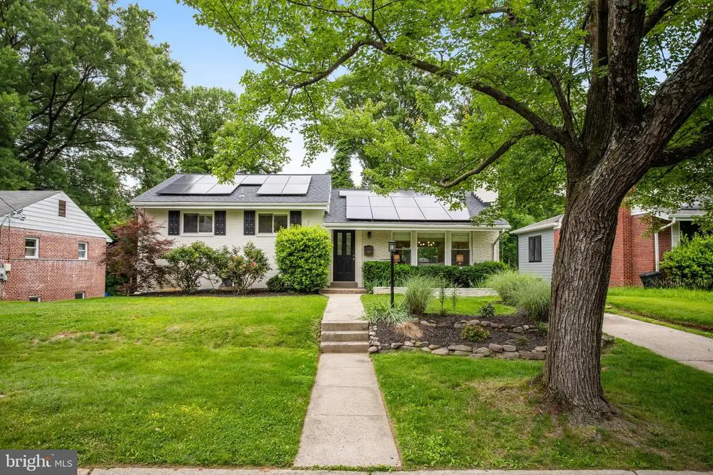 9309 E Parkhill Dr, Bethesda