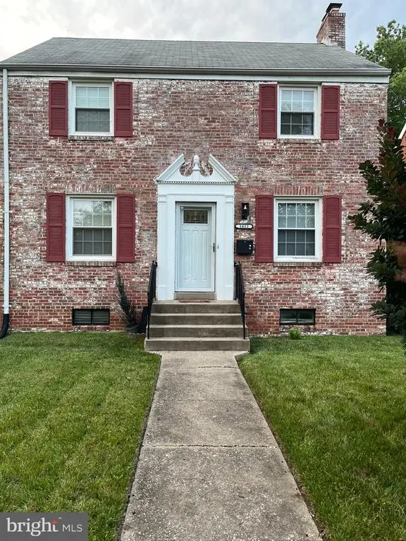 1612 Buchanan St Ne, WASHINGTON