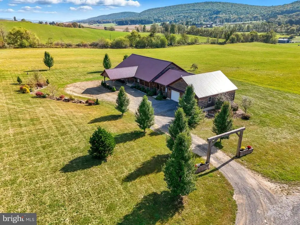 107 Linkin Park Dr, Spring Mills