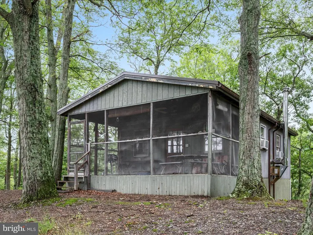564 Highland Springs Road, MOOREFIELD