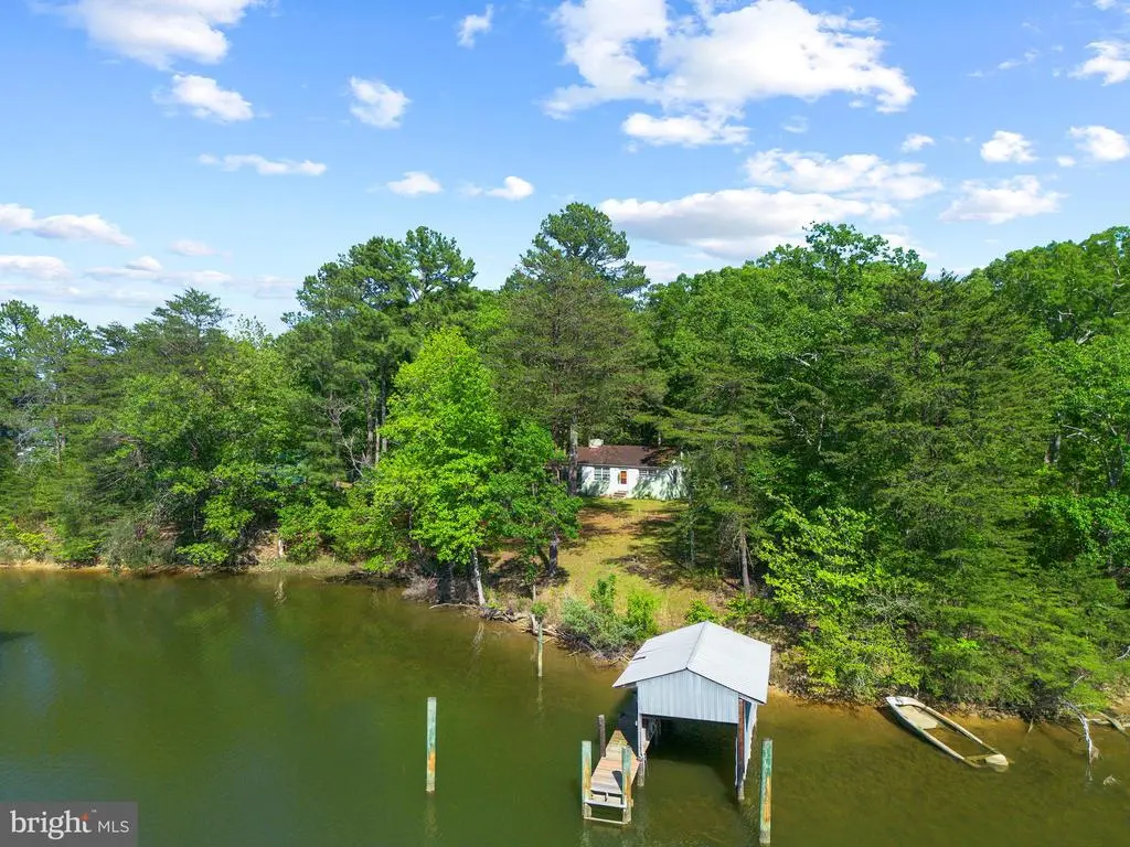 115 Marina Dr, KINSALE