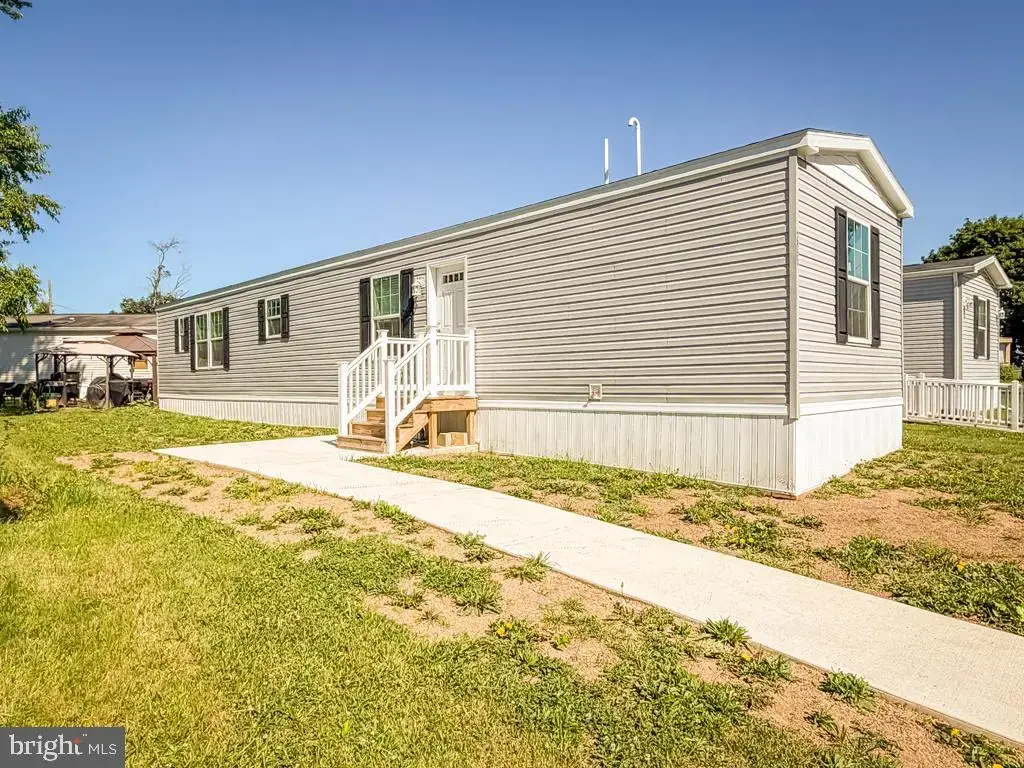209 Johnson Dr, FAIRLESS HILLS