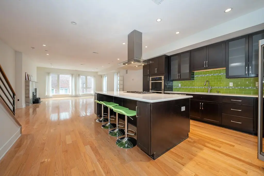 110-12 Naudain St #4, PHILADELPHIA