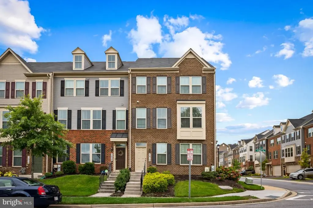 7610 Hubble Dr, Lanham