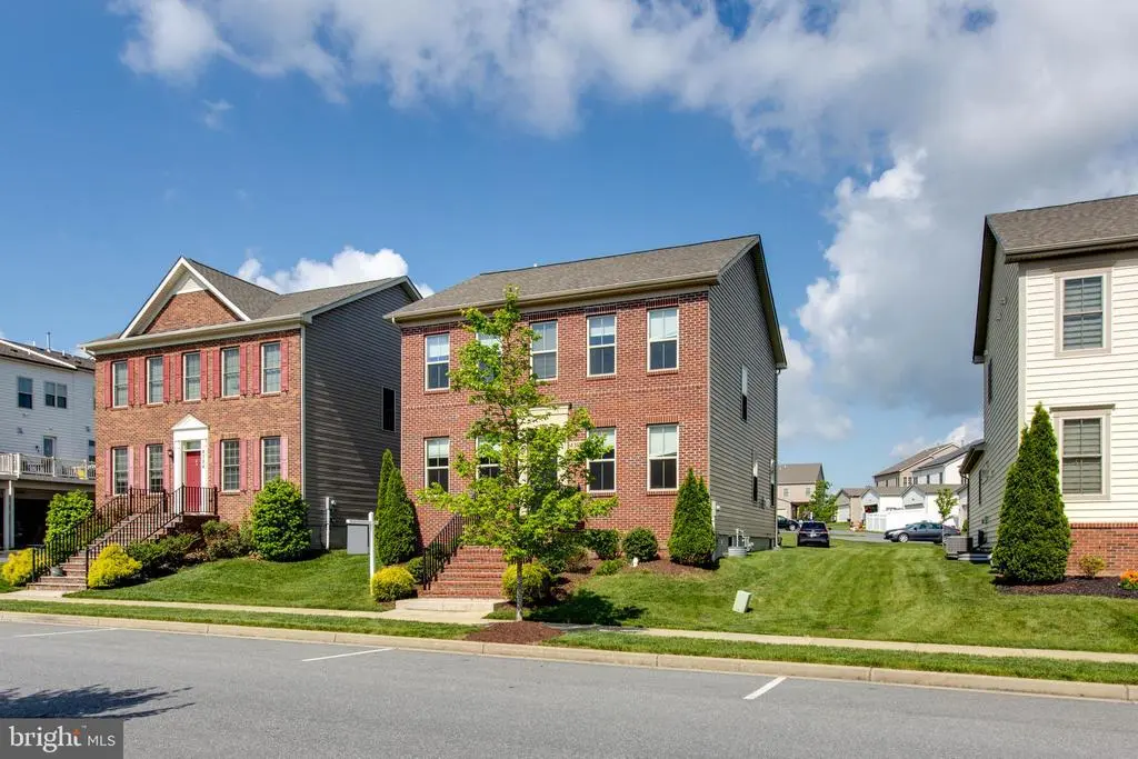 4396 Shamrock Dr, MONROVIA