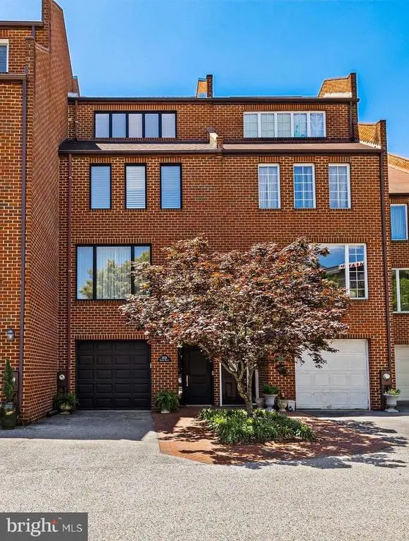 2435 Boston St, Baltimore