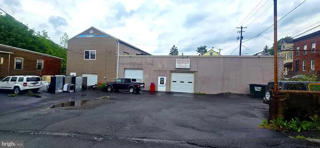 814 W Norwegian St, Pottsville