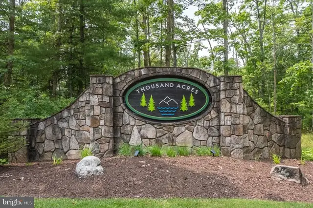 11 Thousand Acres Rd, Swanton