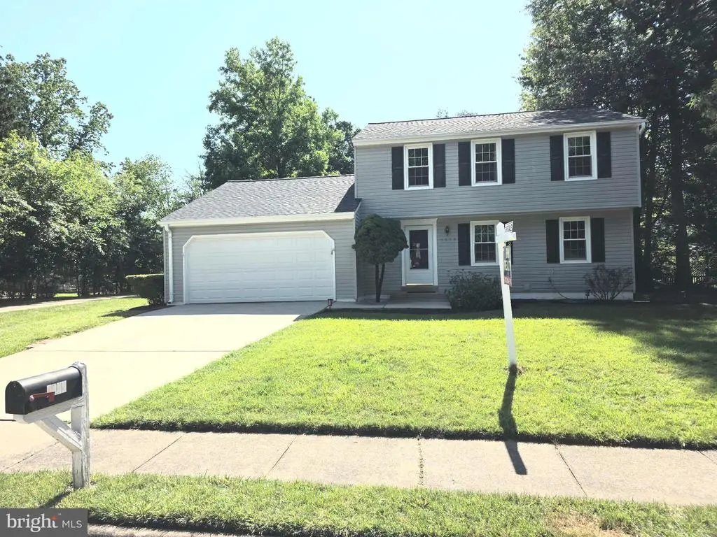 5039 Kenerson Dr, FAIRFAX