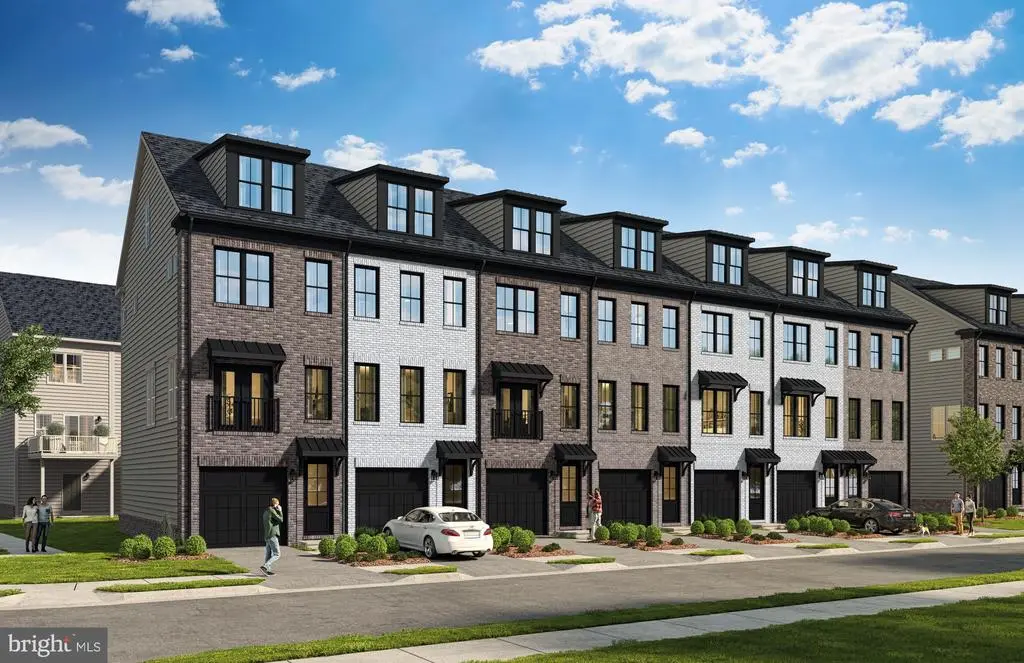 22892 Tawny Pine Sq, ASHBURN