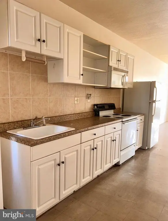 2213 N 33rd St #2, PHILADELPHIA