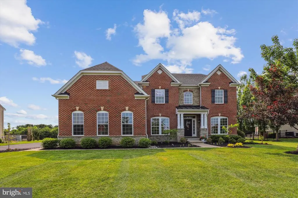 14875 Michele Dr, Glenelg