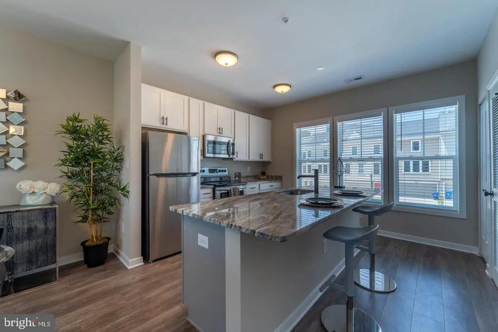 456 Woodcrest Dr Se #b, WASHINGTON