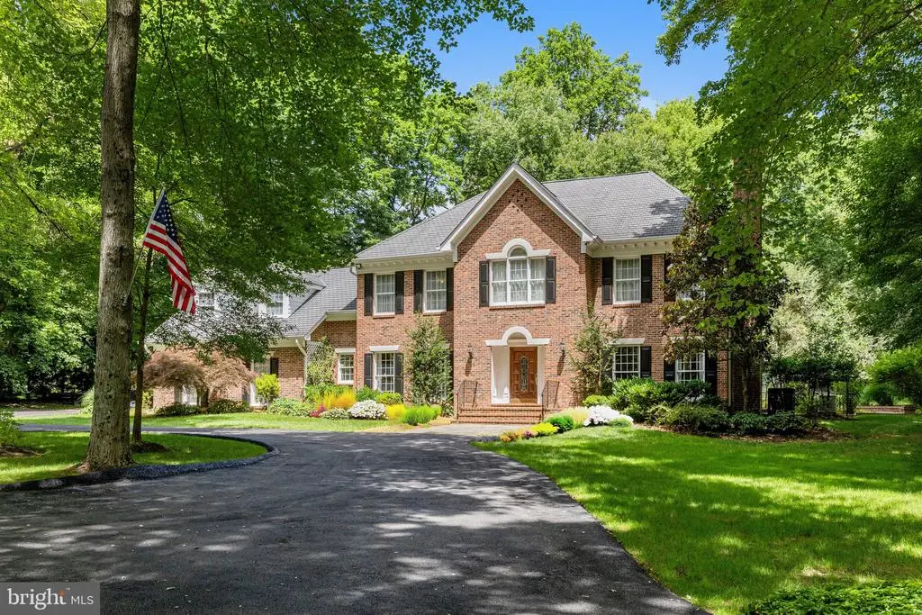 9800 Arnon Chapel Rd, GREAT FALLS