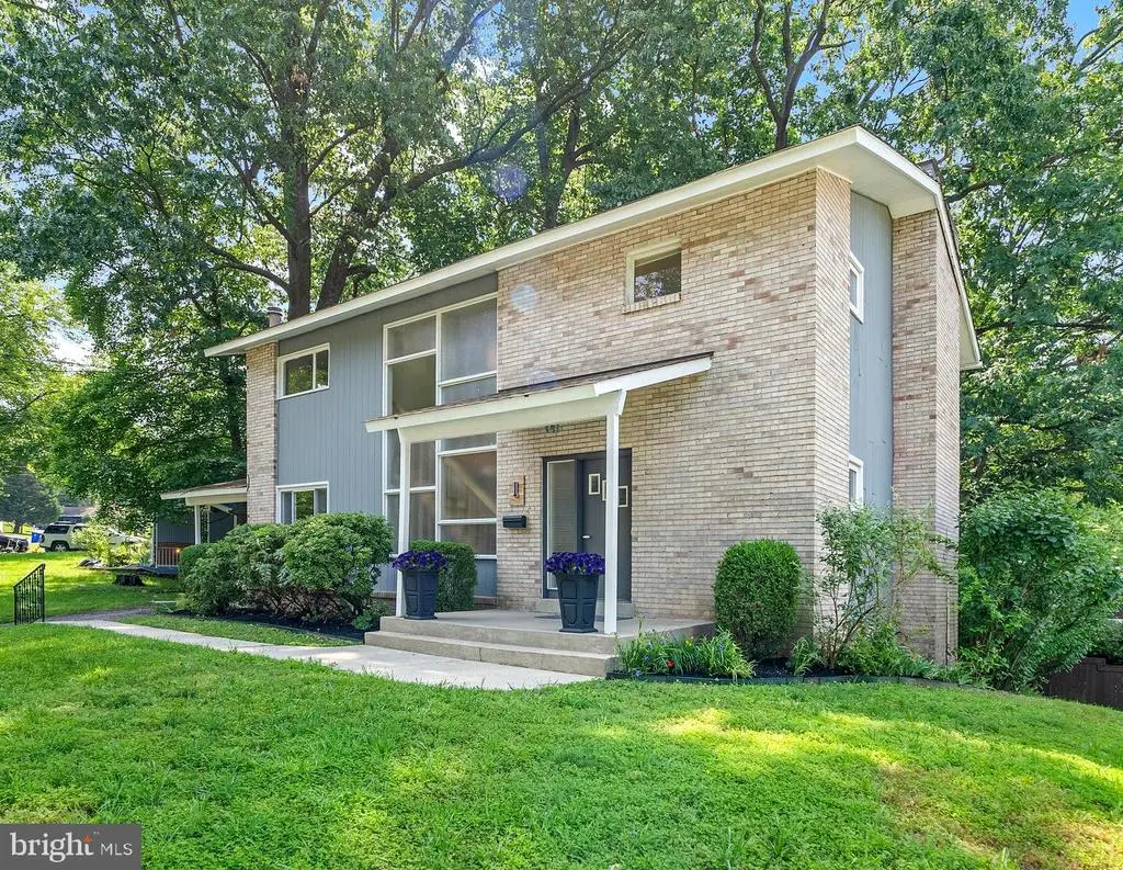 1 Schindler Ct, Silver Spring