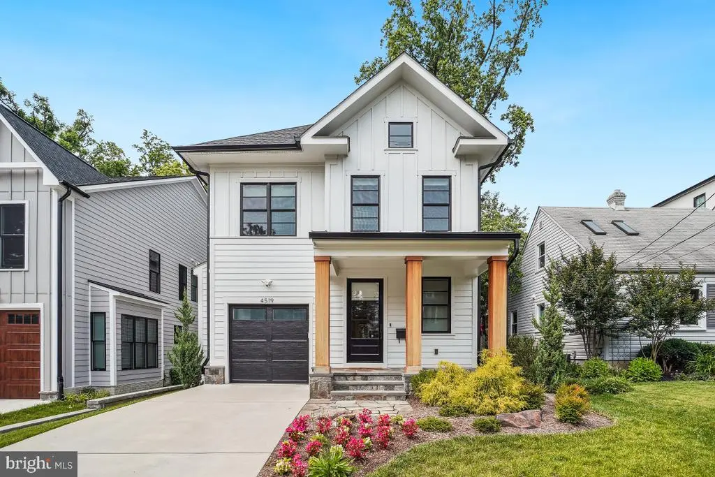 4519 Chestnut St, Bethesda
