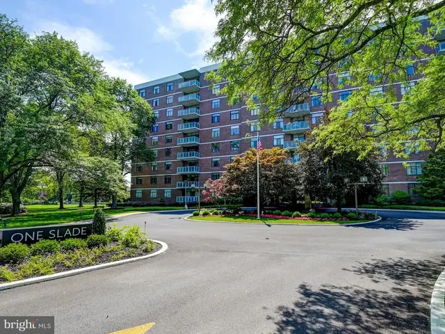 1 Slade #801, Pikesville