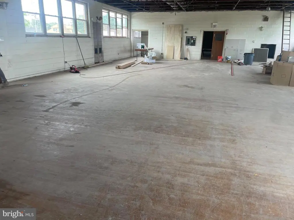 201 Broadway, WESTVILLE