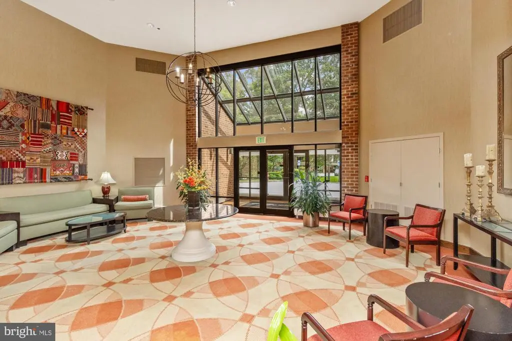 3 Southerly #204, Towson