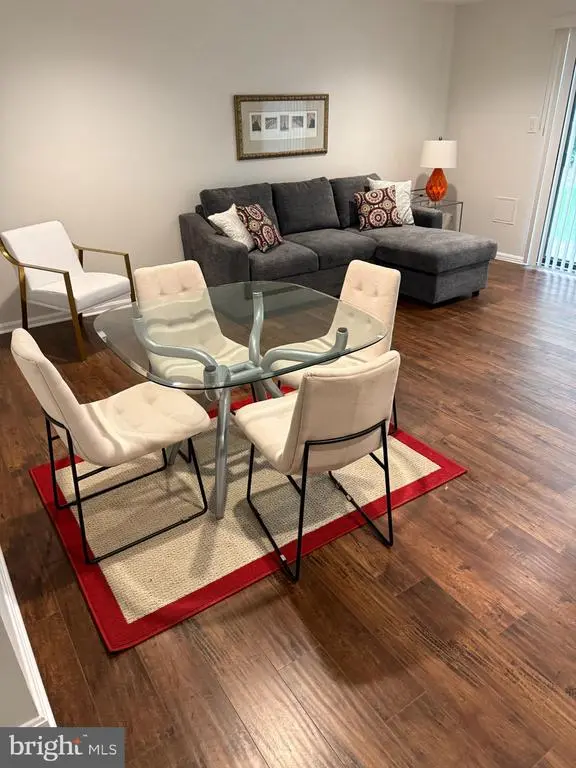 5147 Dudley Ln #44, BETHESDA