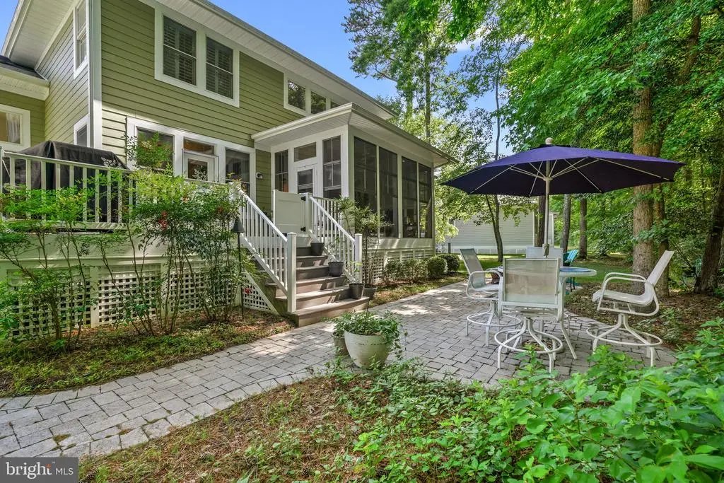 11742 Maid At Arms Ln, BERLIN