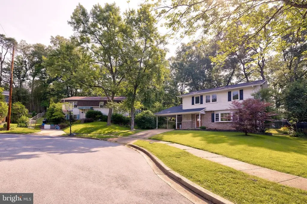 106 Tamarisk Ct, Greenbelt