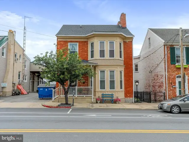 25 E Potomac St, Williamsport