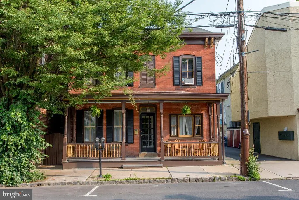 67 Coryell St, LAMBERTVILLE