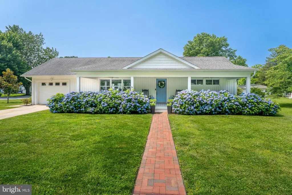 201 Buckingham Rd, BERLIN