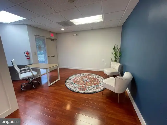 401 Jefferson St E #108, Rockville