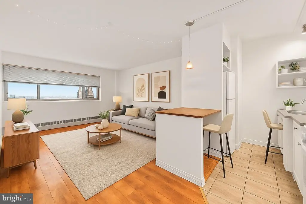 2101-17 Chestnut St #1613, PHILADELPHIA