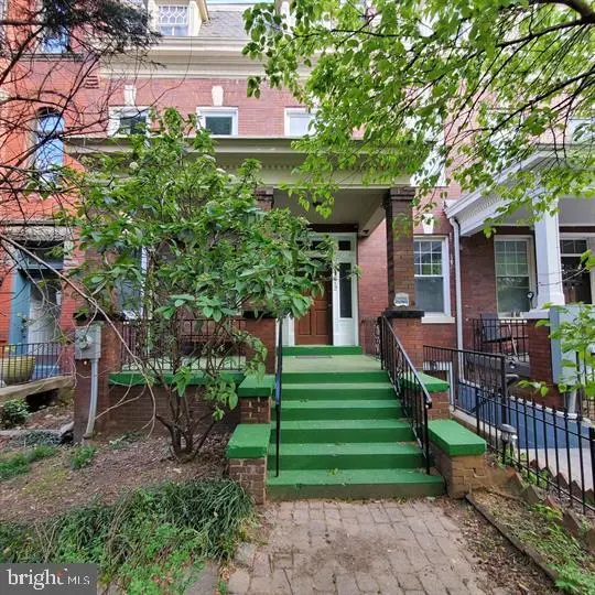 1212 Park Rd Nw, WASHINGTON