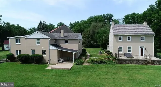 3305 Municipal Dr, Whitehall