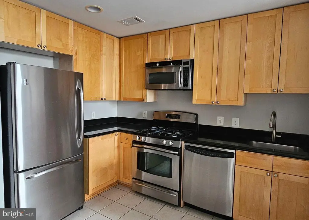 3600 S Glebe Rd #330w, ARLINGTON