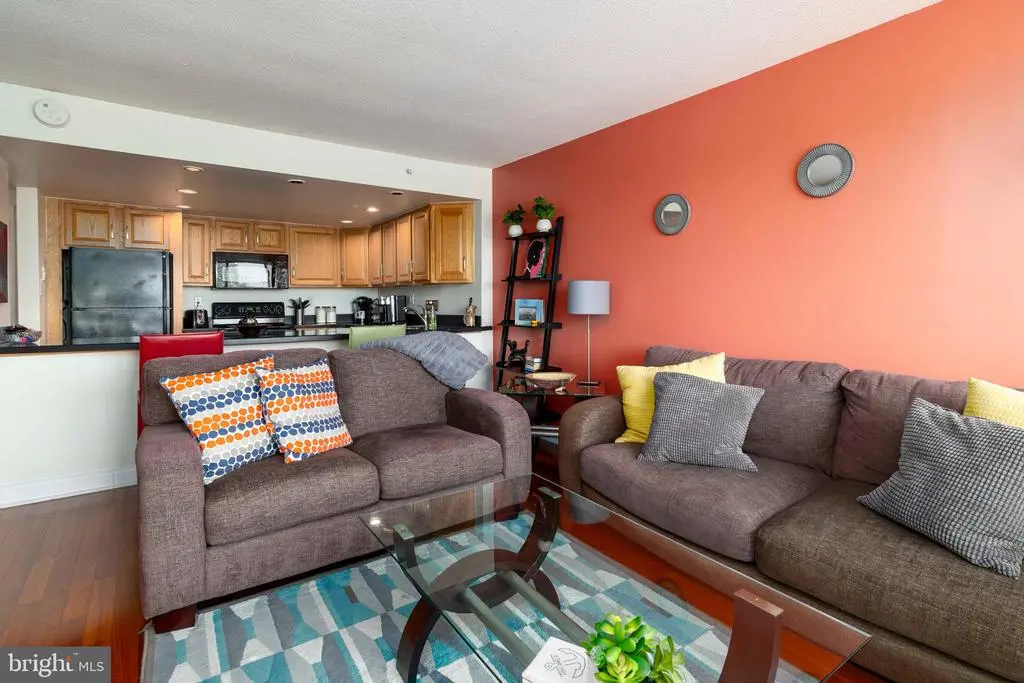 2001 Hamilton St #925, PHILADELPHIA