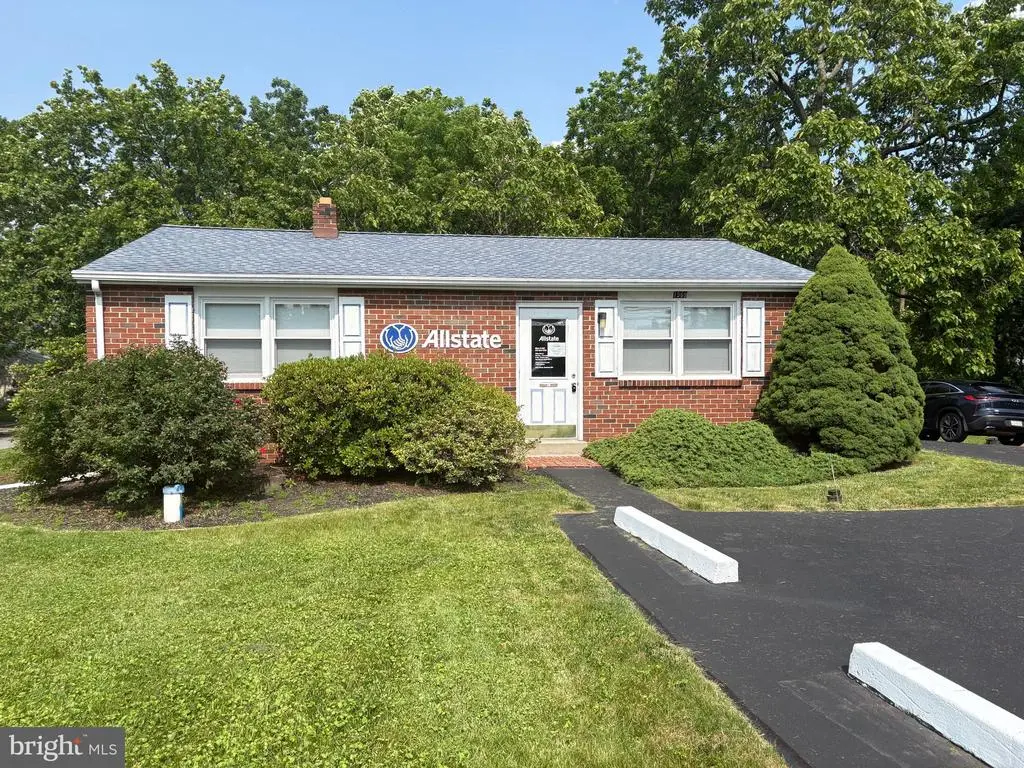 1569 Swamp Pike, Gilbertsville