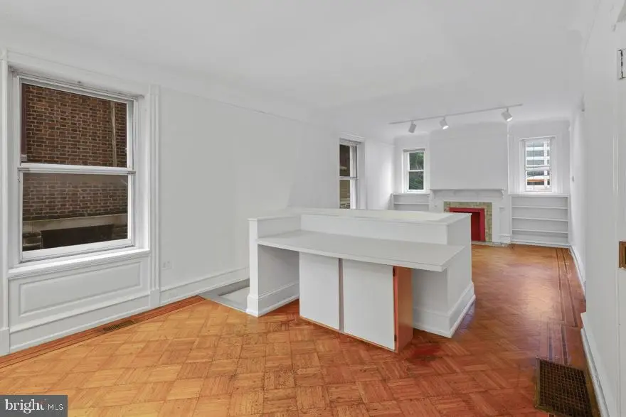 3512 Lancaster Ave #1e, PHILADELPHIA