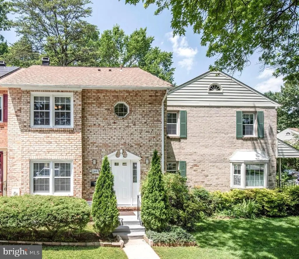 7809 Heatherton Ln, Potomac