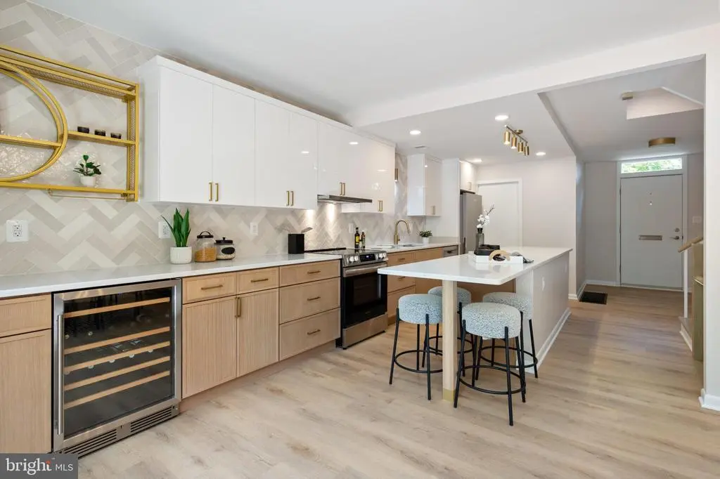 1309 4th St Sw #th9, WASHINGTON