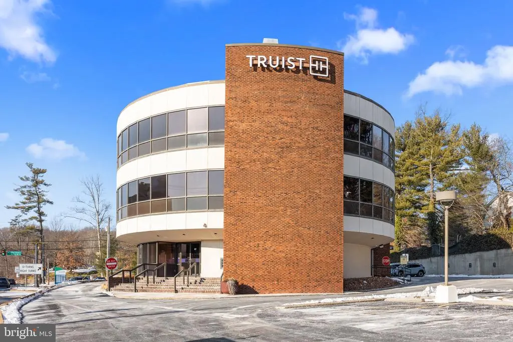 667 Welsh Rd #2, HUNTINGDON VALLEY