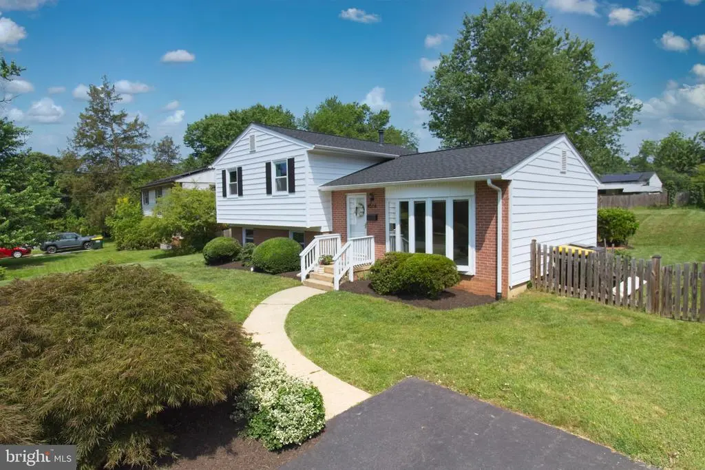 4514 Picot Rd, Alexandria