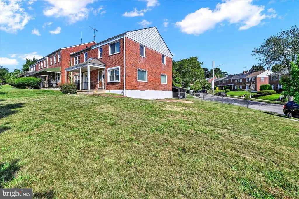 854 Bradhurst Rd, Baltimore