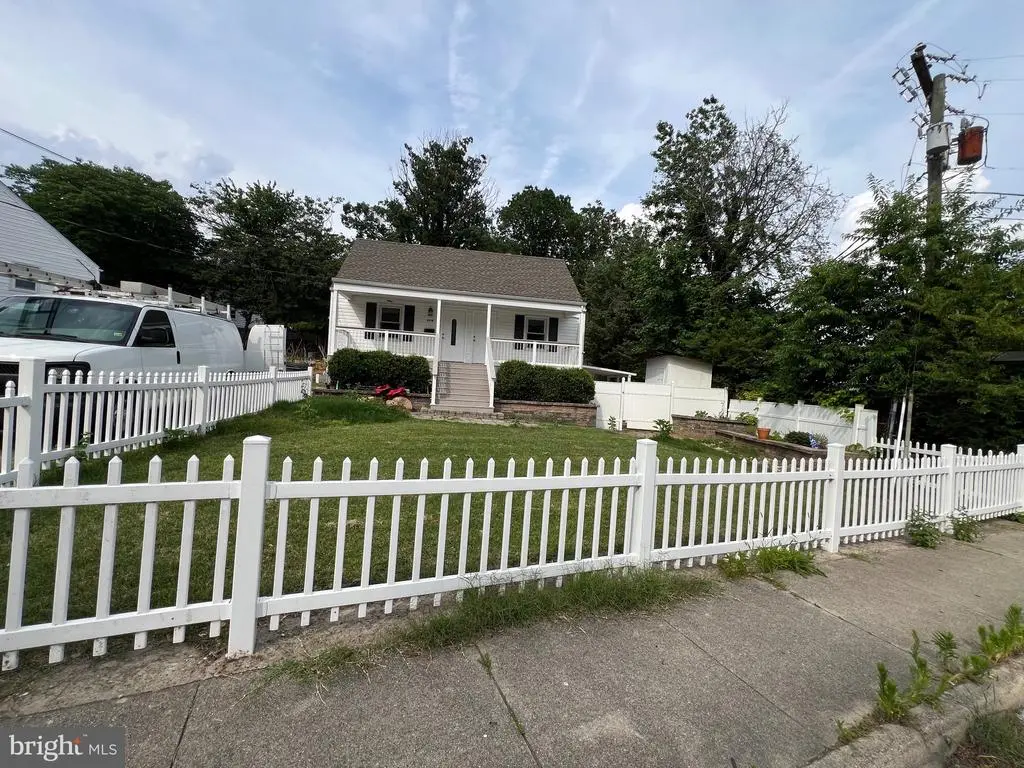 2408 Fairhaven Ave, Alexandria