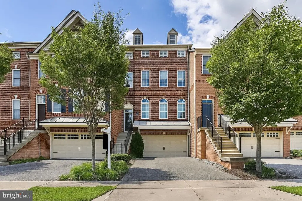 8516 Pine Springs Dr, Severn