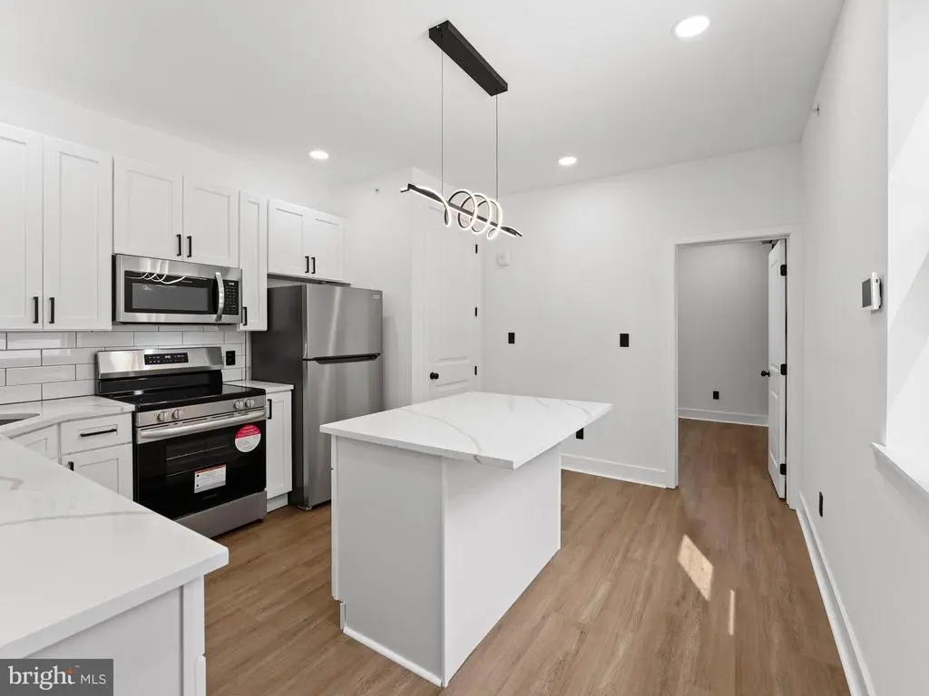 2331 N Front St #3, PHILADELPHIA