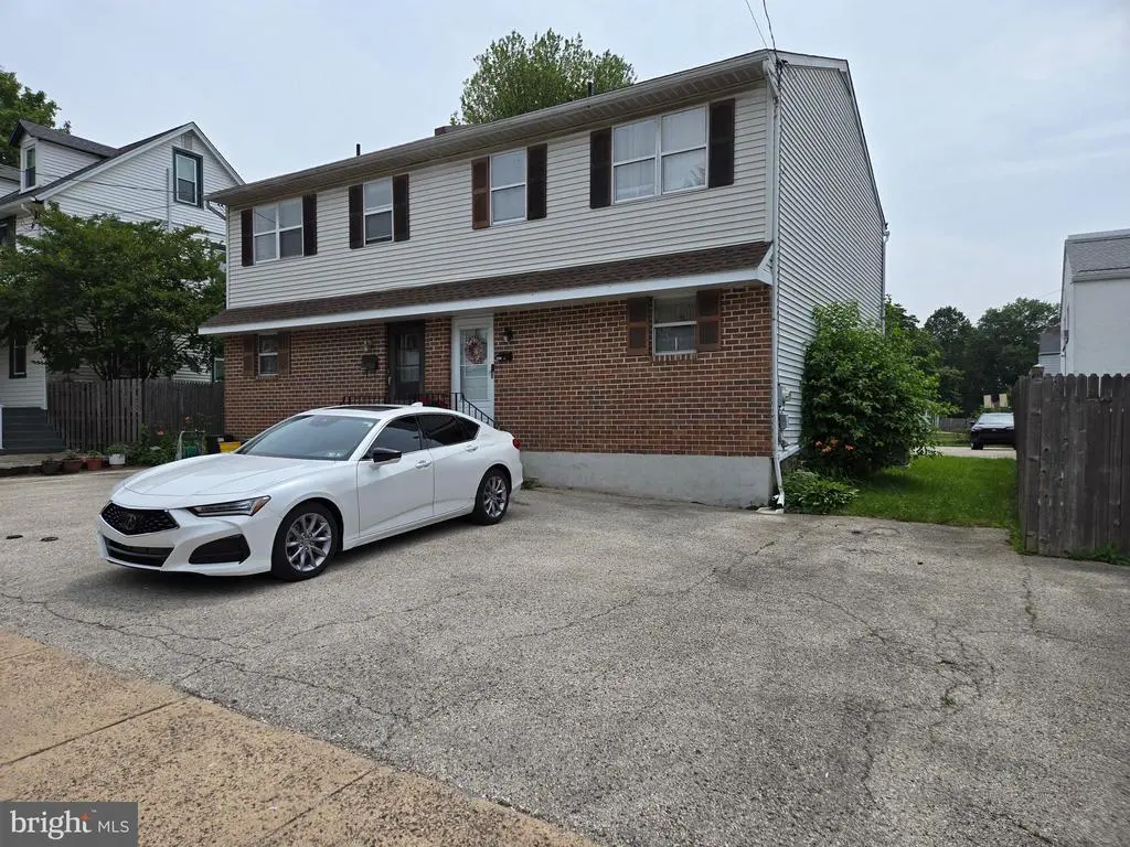 1106 E Pleasant Ave, GLENSIDE