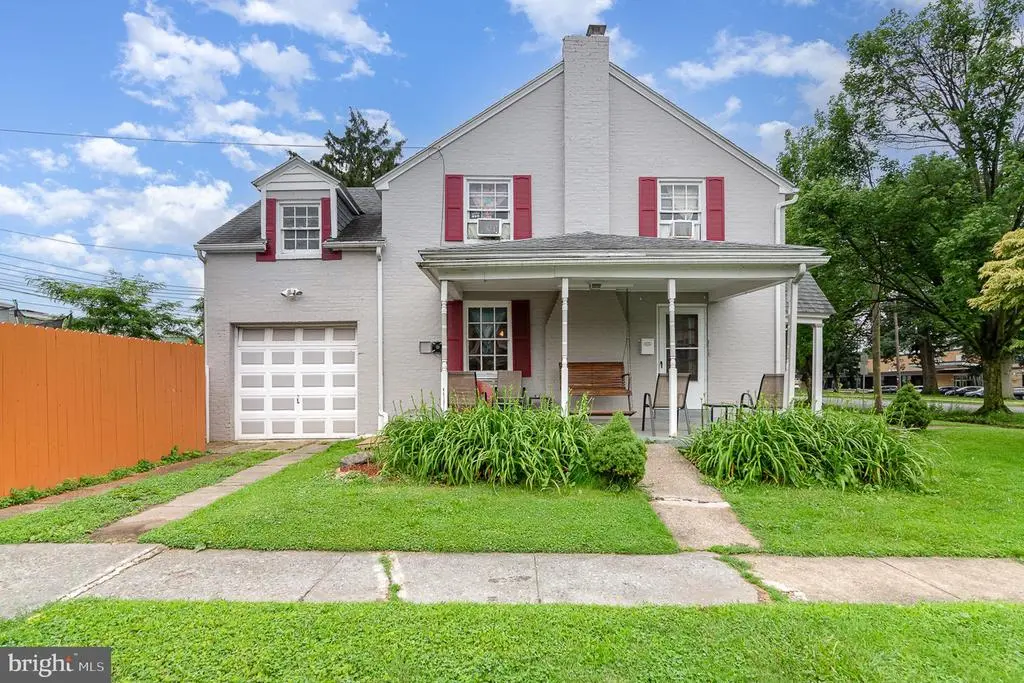 2941 N 6th St, Harrisburg