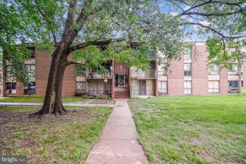 7985 Riggs Rd #5, Hyattsville