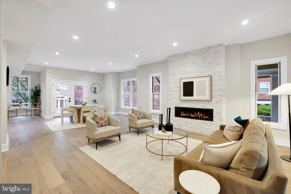 3740 Kanawha St Nw, WASHINGTON