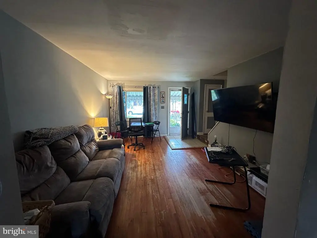 815 Mildred, Dundalk